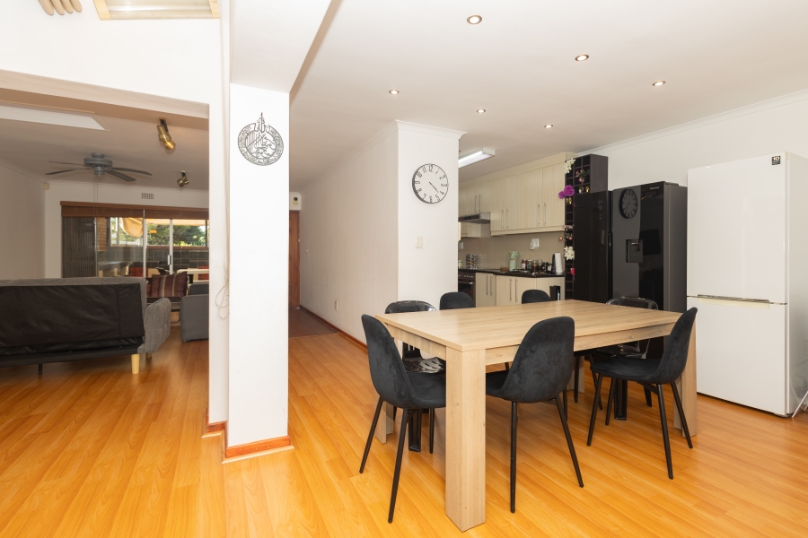 3 Bedroom Property for Sale in Table View Western Cape
